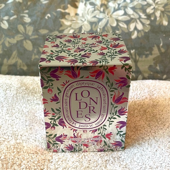 *Gently Used* Diptyque The City Candles Collection - London, 6.5 oz - Picture 1 of 5